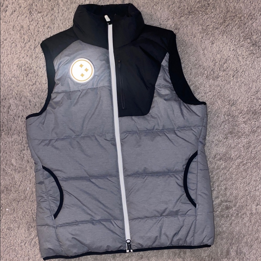 Nike Black and Gray Kids Vest